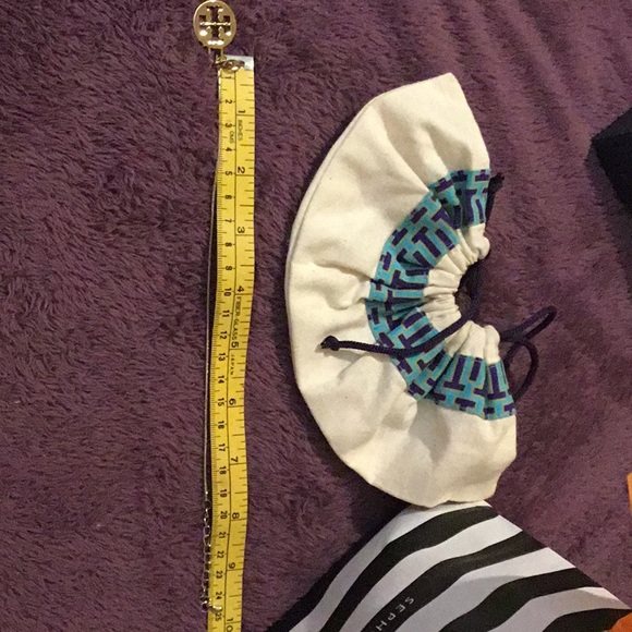 New Tory Burch Logo Charm Bracelet With Extender - Picture 7 of 15